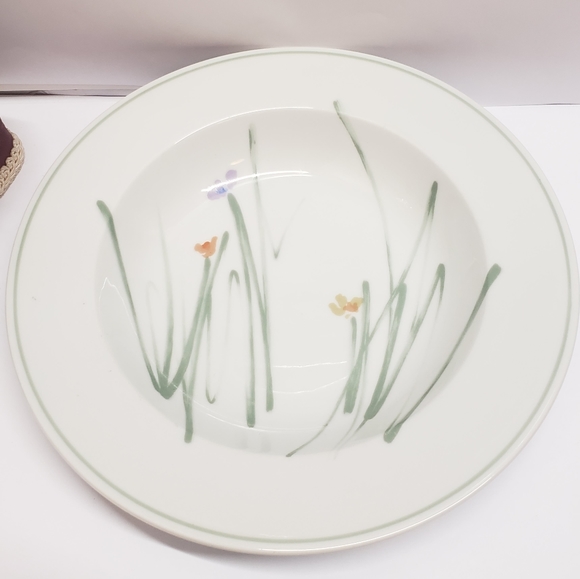 2 Unique Mikasa Sketch Book by Bob Van Allen 9" Bowls Flower Sketch - Picture 9 of 14